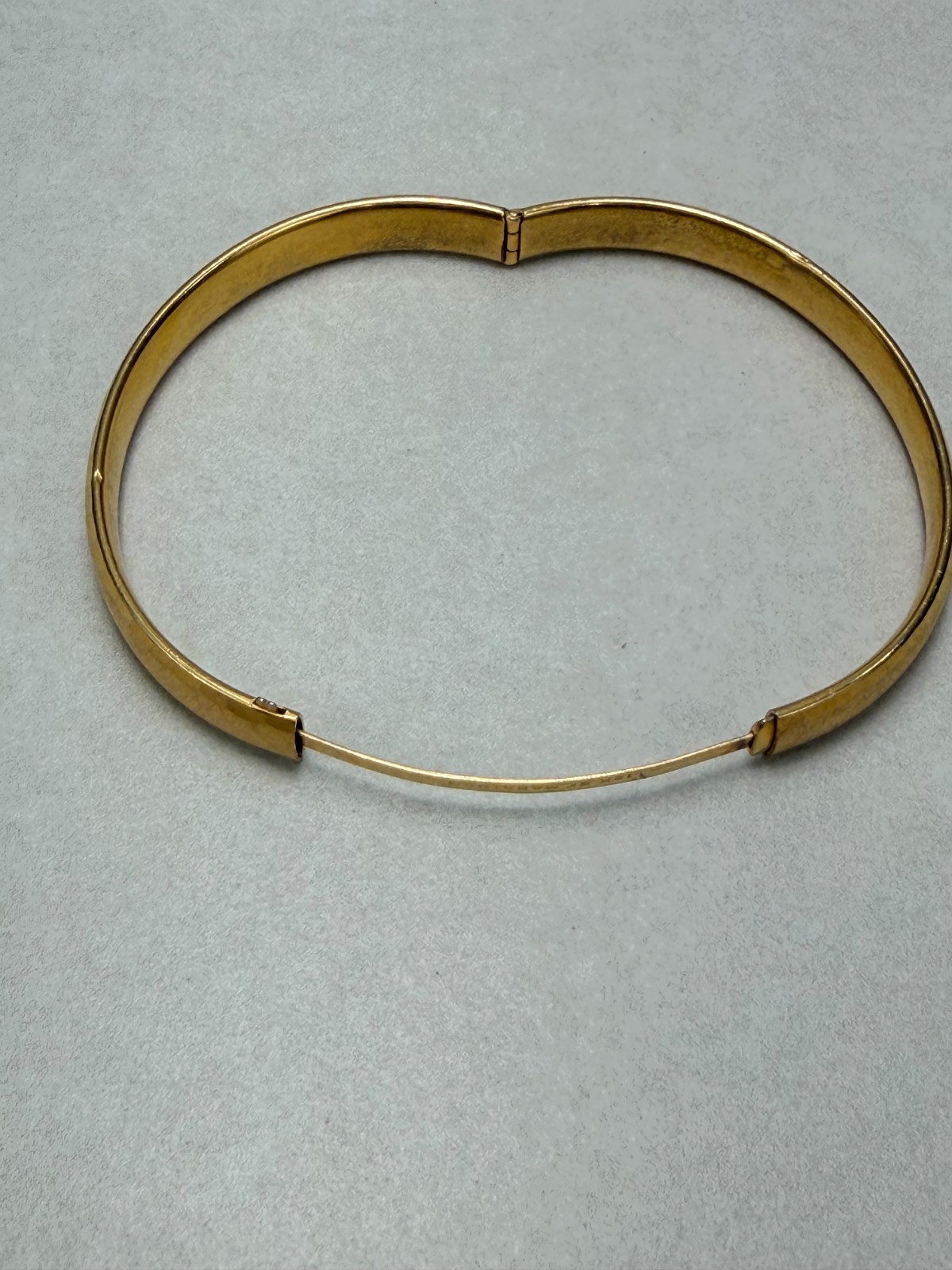 Vintage GF Narrow Bangle Bracelet Gold Filled Hinged Classic