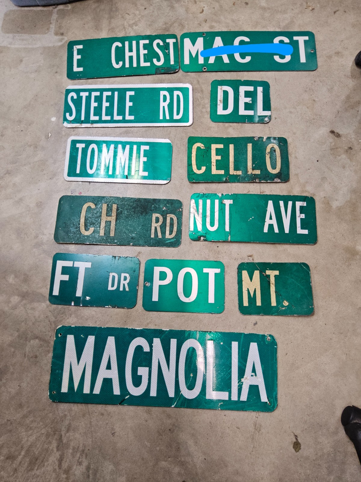 Street name signs. Miscellaneous Sizes. Pick one