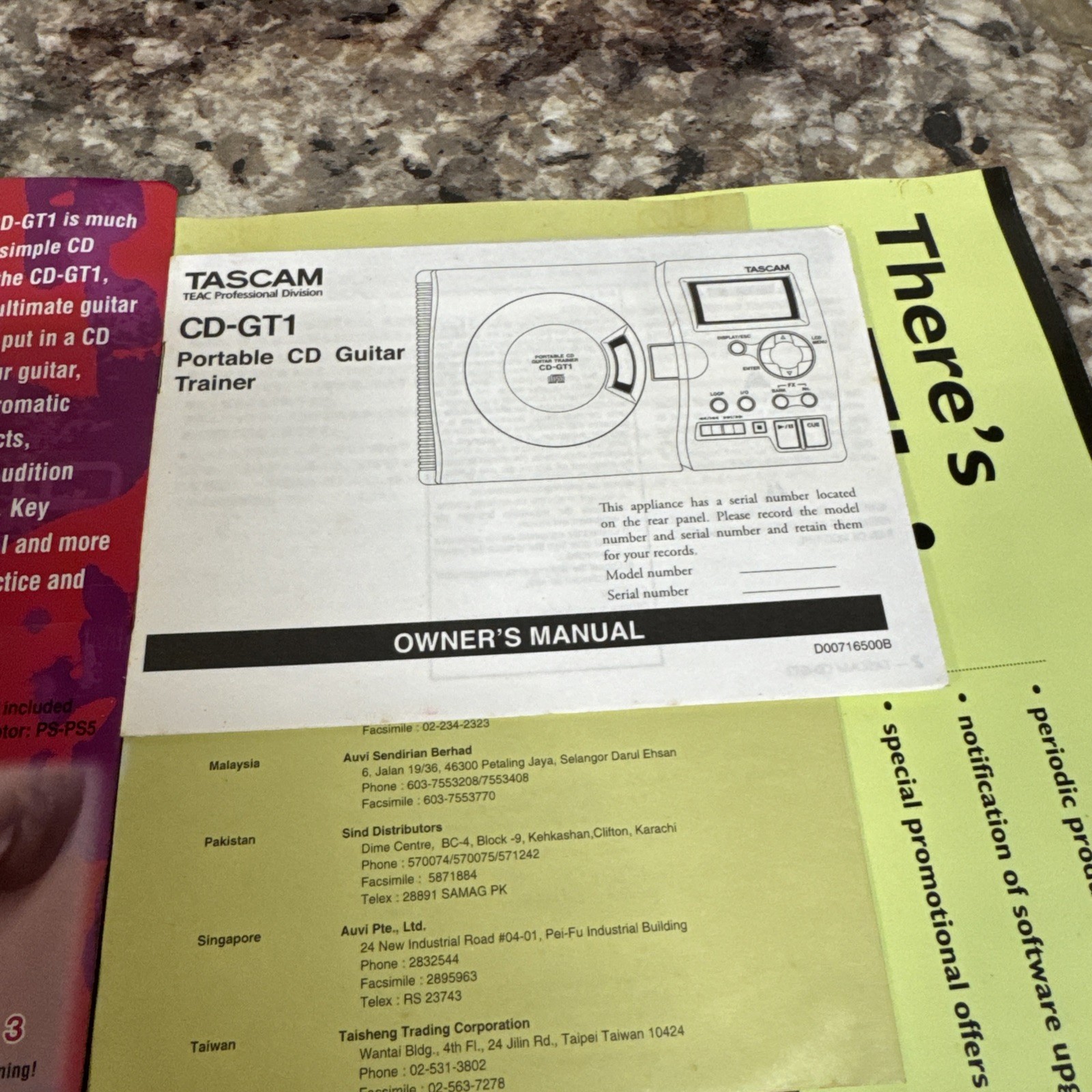 TASCAM CD-GT1 Portable Guitar Trainer Battery Powered NO AC ADAPTER - Tested