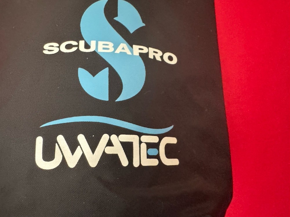 SCUBAPRO SMART TECH DIVE COMPUTERS 2 AVAILABLE NEED BATTERIES…SOLD SEPARATE