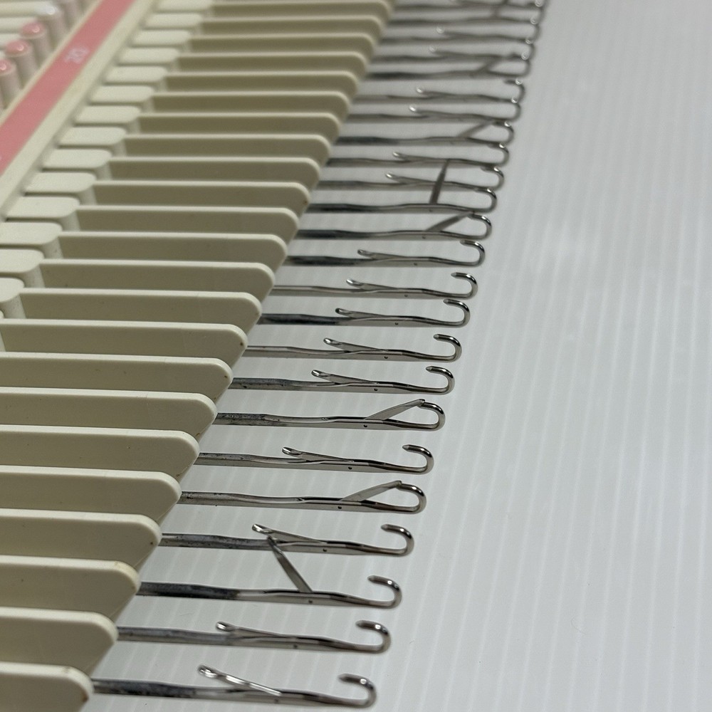 Silver Reed Amimumemo LK100N Flatbed Knitting Machine Serviced Bulky Yarn