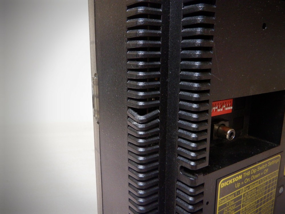 DICKSON TH802 CHART RECORDER