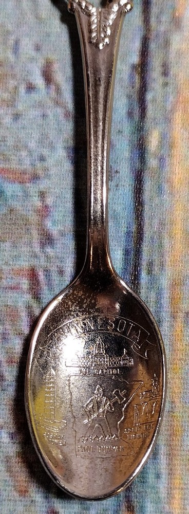 Minnesota Souvenir Spoon with Fish Pendent