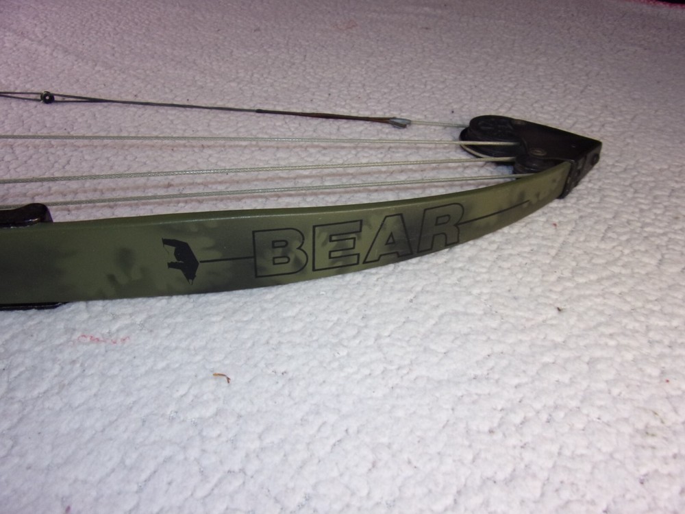 Bear Whitetail Hunter Compound Bow With Camo Limbs