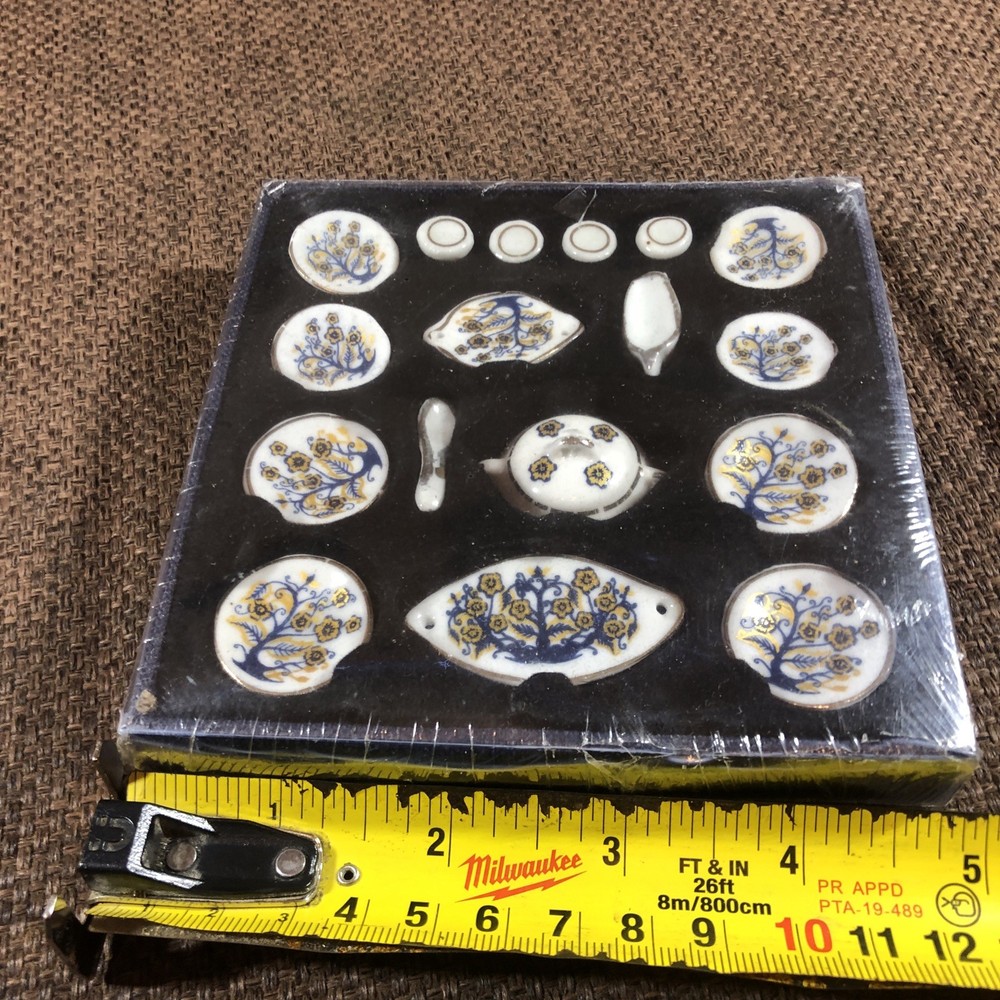 Victorian Dollhouse Dinner Service
