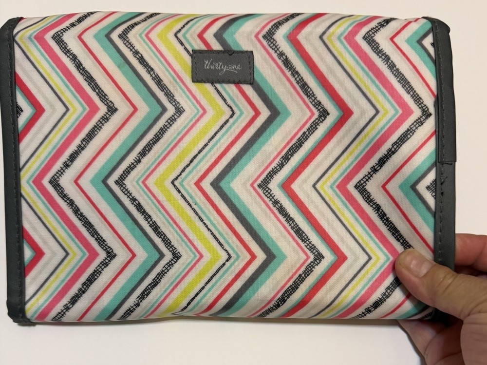 Fold And Go With Notepad By Thirty One Polka Dot And Chevron Pattern Multi