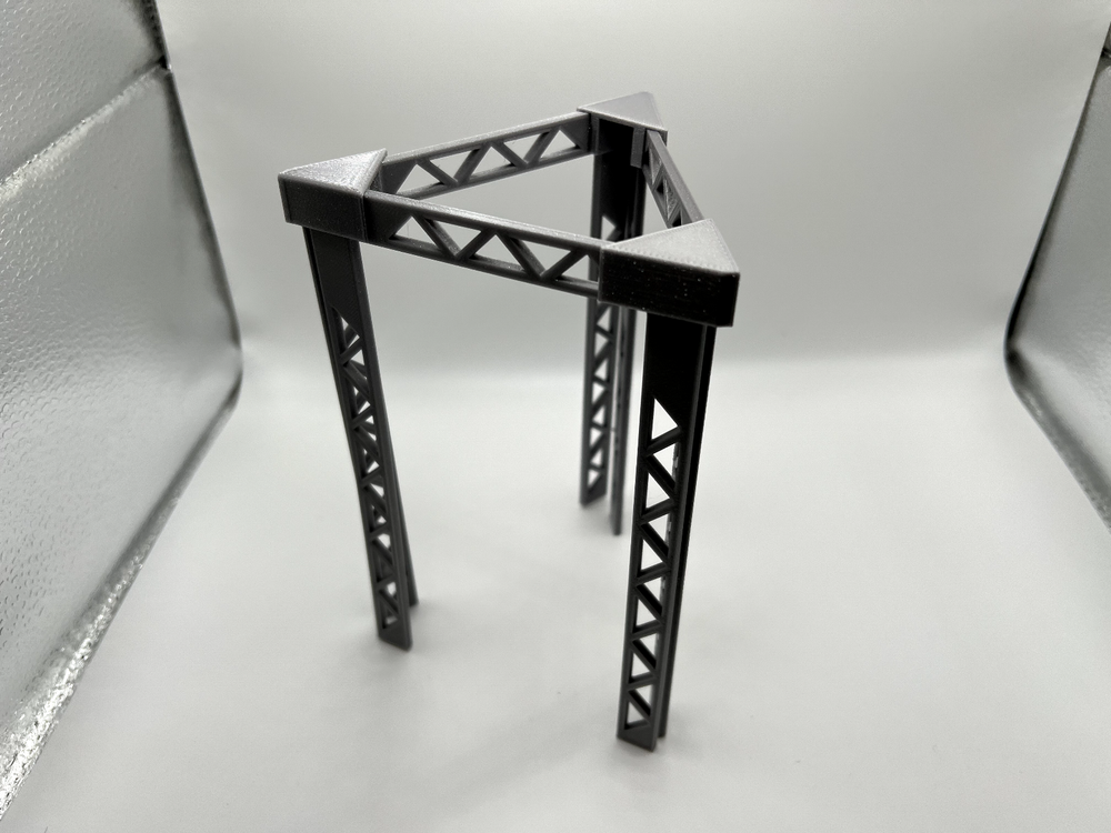 O Scale Three Sided Narrow Corner Trestle Platform for Elevated Train Curves