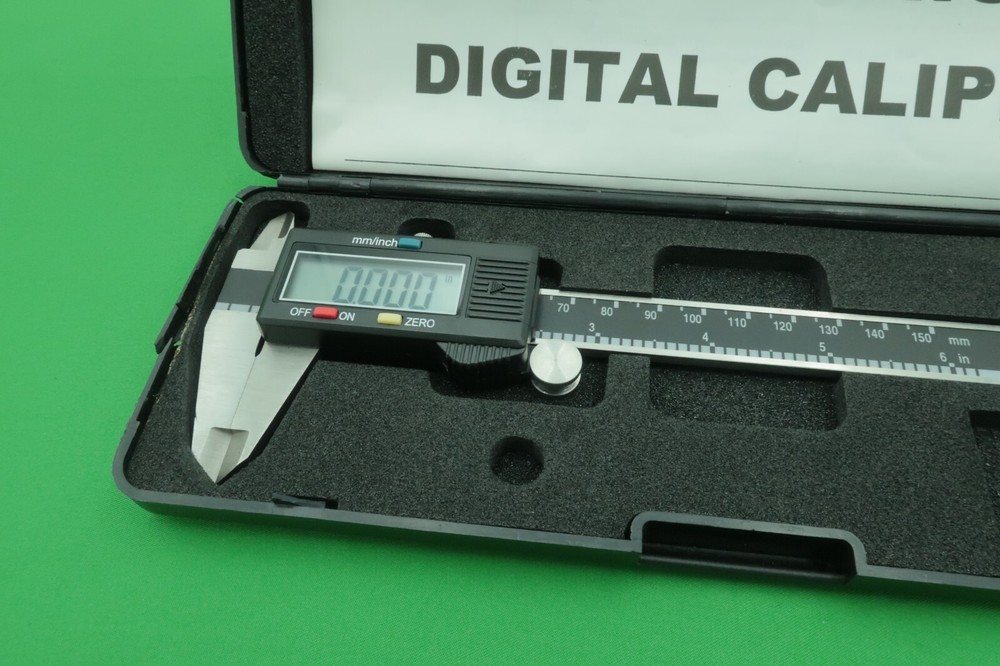 Electronic Digital Caliper 0-6" New Battery Installed