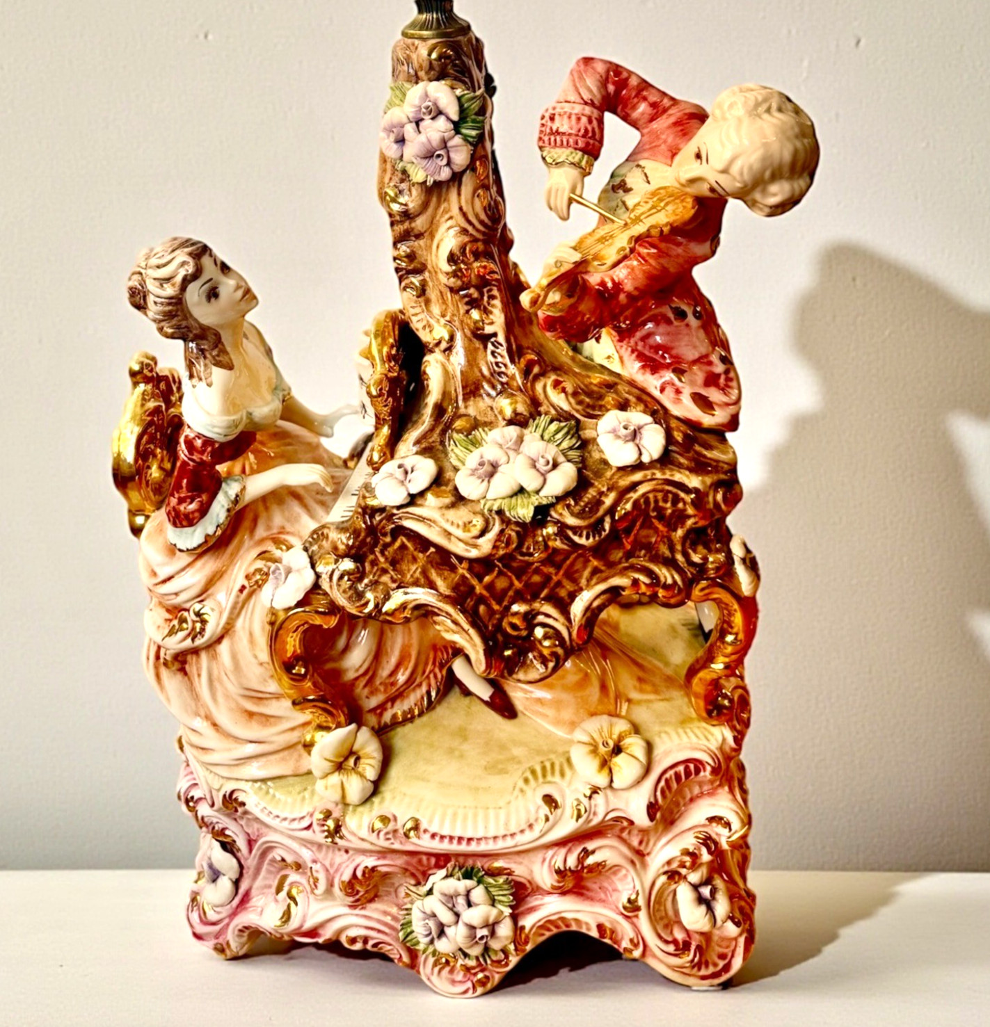 CAPODIMONTE SET of TWO 2 Figurine Lamp With Shade Made in Italy original