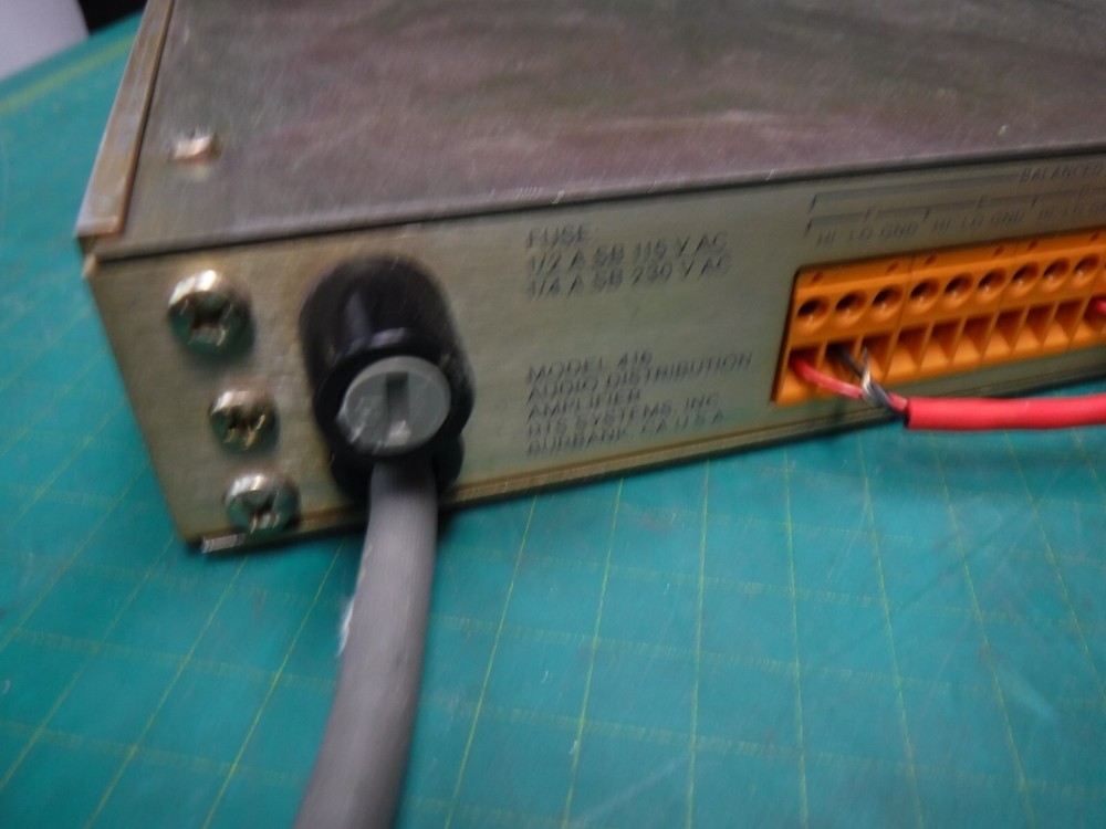 RTS Systems AUDIO DISTRIBUTION AMPLIFIER MODEL 416 amp