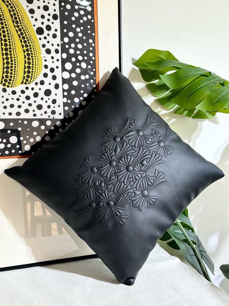 Pillow Chrome Hearts black