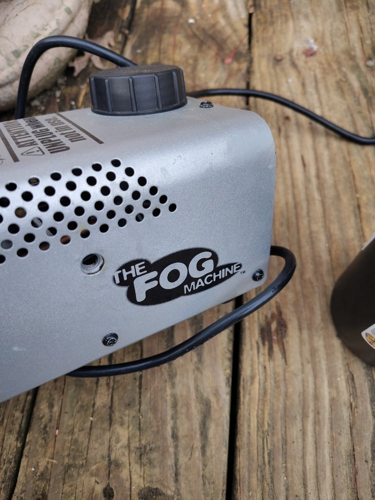 Fog Machine with Party Fog Liquid Machine