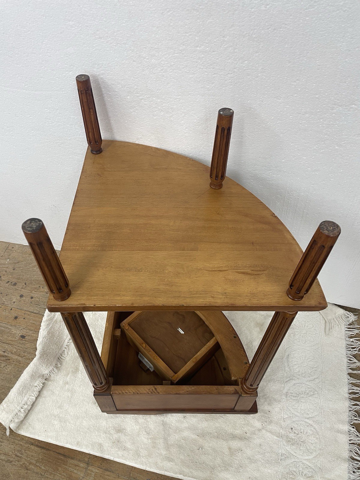 Corner Stand w Shelf, Drawer Sheraton Style Accent Table