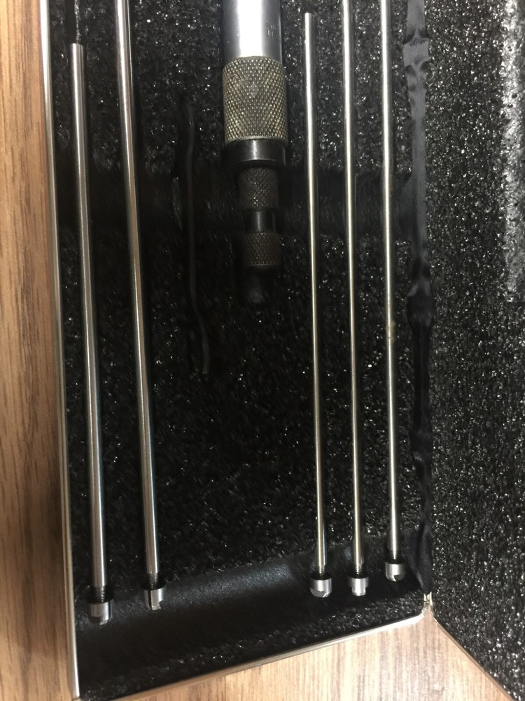 STARRETT 0 - 6 " DEPTH MICROMETER .001 "