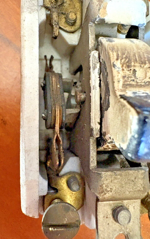 Toggle Light Switch #G E 1690~Early 1900s Antique Ceramic Base & Brass ~It Works