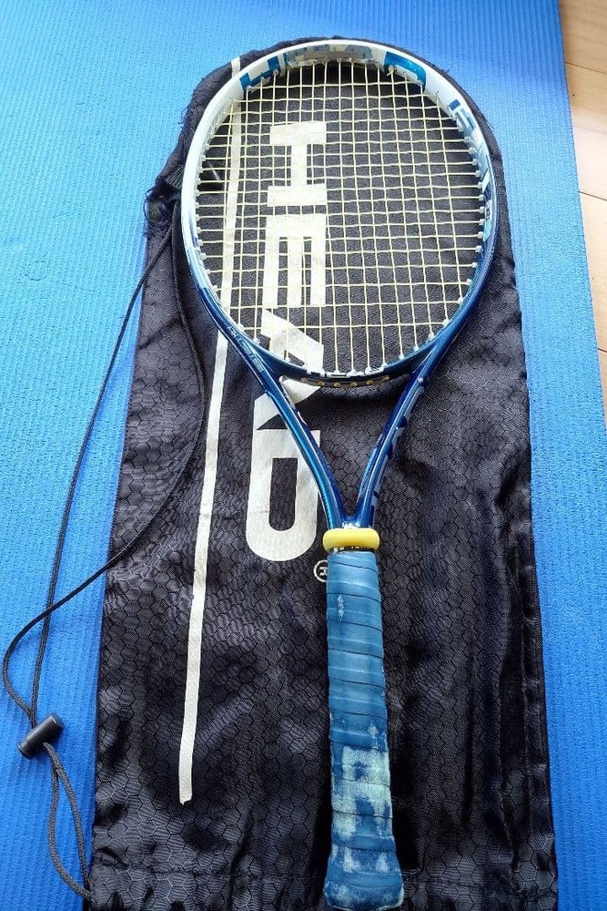 HEAD Graphene tennis racket