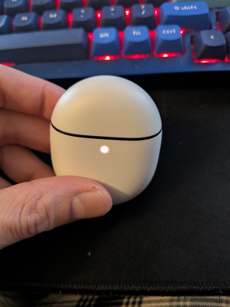 Wingtips for Pixel Buds Pro 2 and 2a,3d print TPU. Fits inside the case. 4 sizes