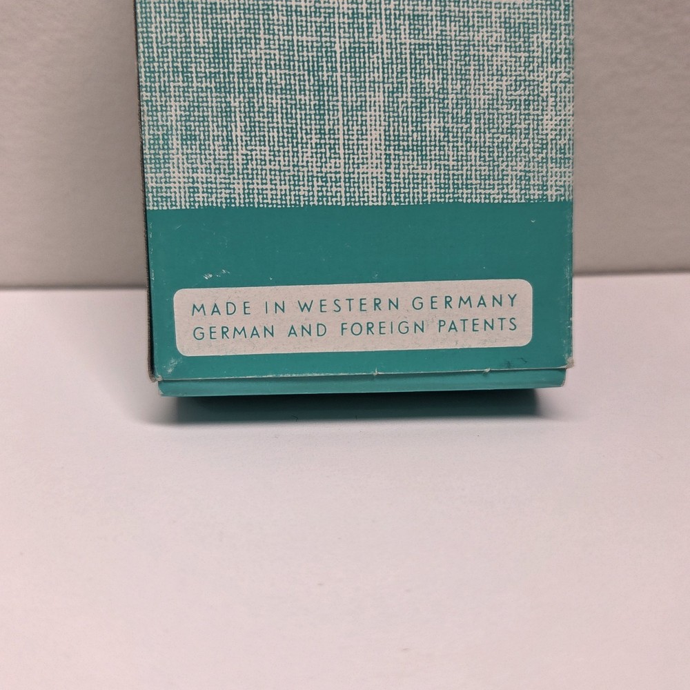 Vintage Witch Automatic Needle Threader w/ lnstructions Germany Open Box