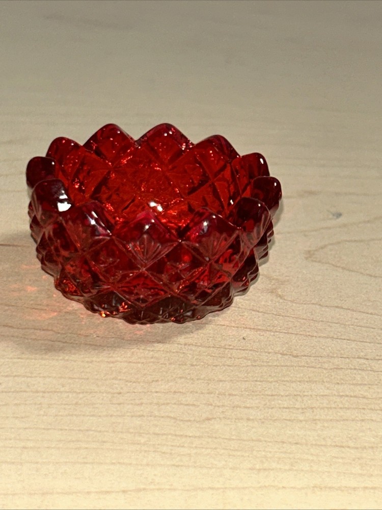 Vintage Ruby Red Diamond Pattern Sawtooth Glass Salt Cellar Dip Cadmium UV