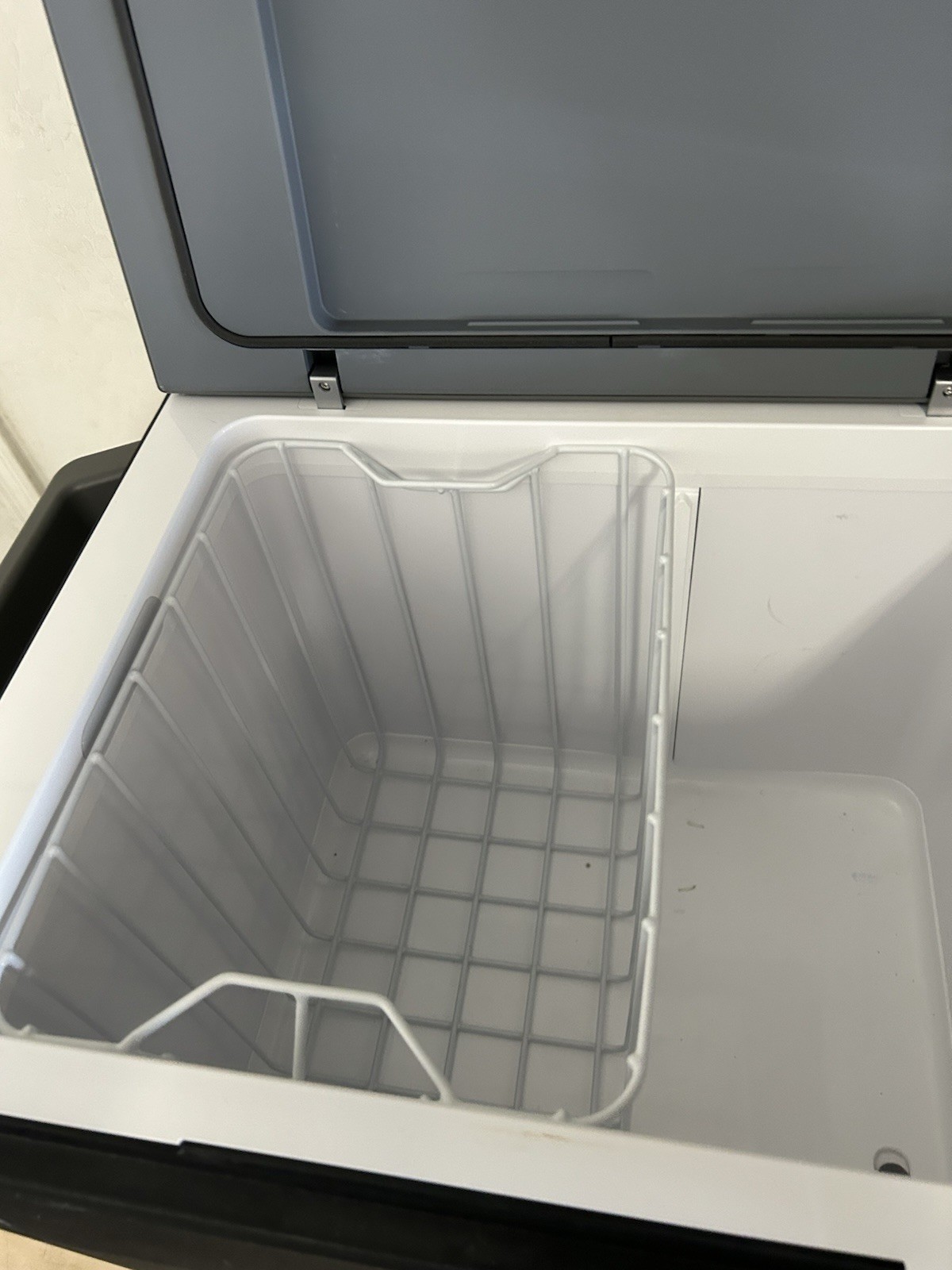 EcoFlow GLACIER Portable Fridge Freezer Ice Maker Model EFBX100