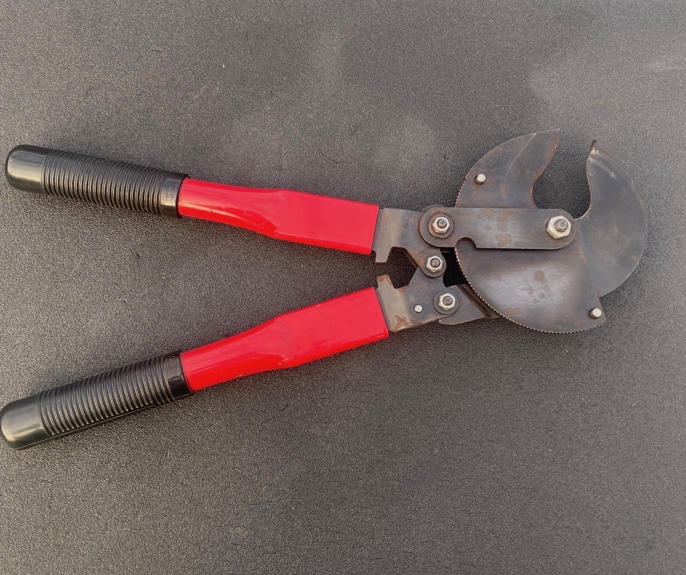 ( Burndy ) Ratcheting Cable , Wire Cutter