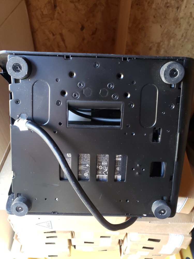 HP RP2 Retail System 2030 POS Touchscreen AIO Computer w/ Adapter Stand...(OSSD)