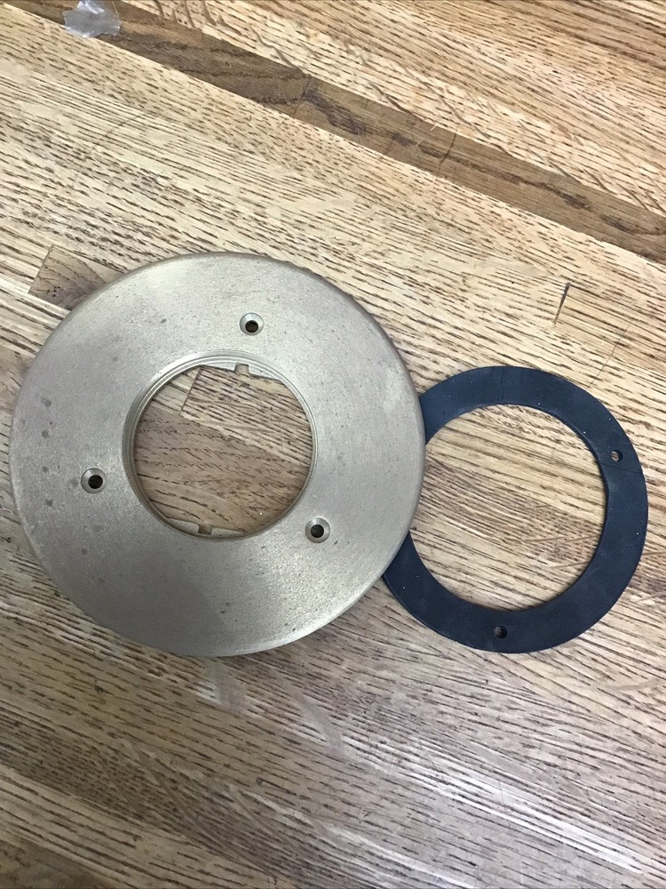 WALKER Wiremold 896 Cover plate Less Abandon Plug