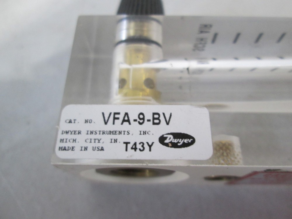 Dwyer, VFA-9-BV, Visi-Float, 0-200 SCFH Air, Flowmeter, Used