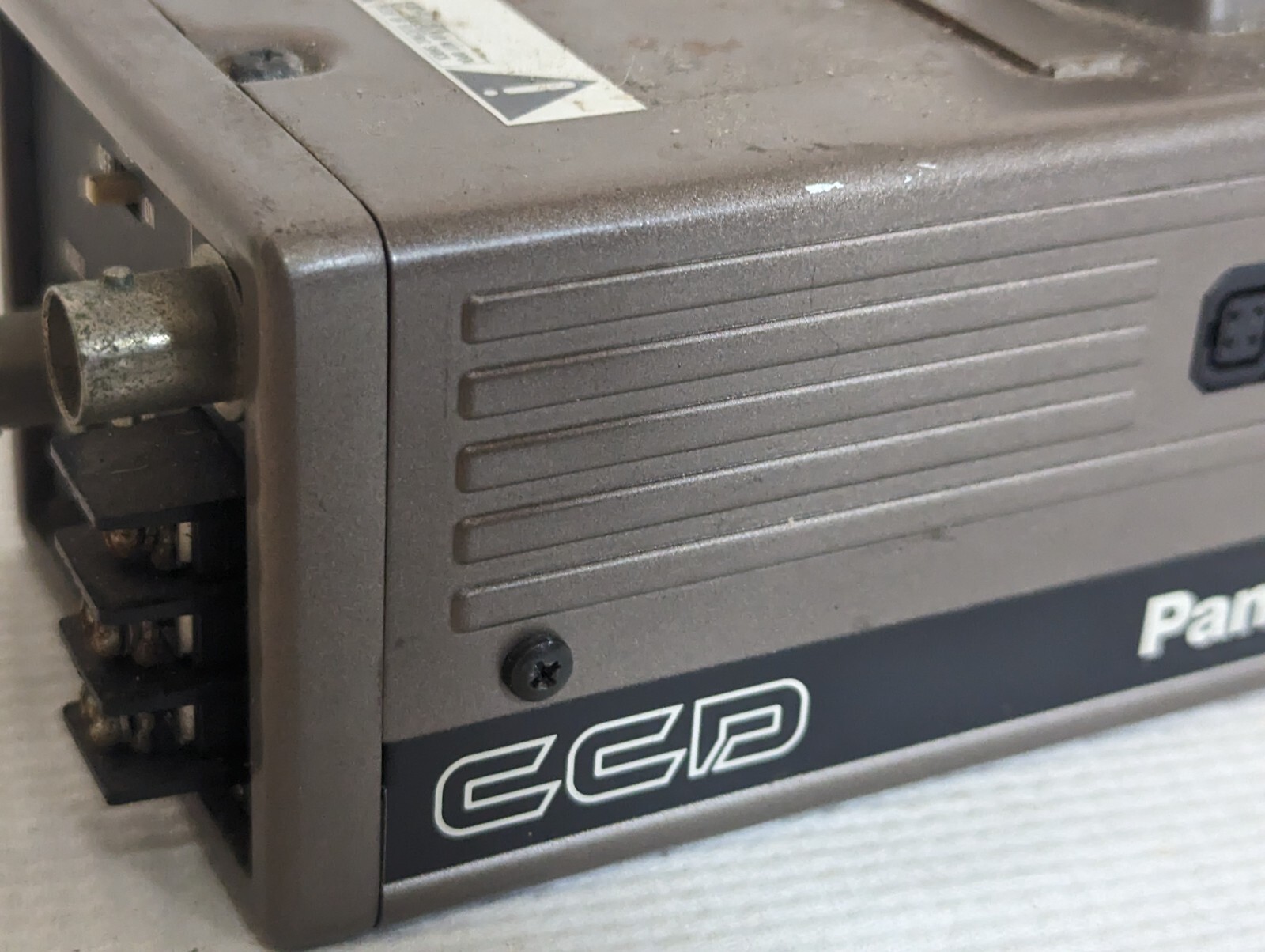 Panasonic WV-BL204 B & W CCD cctv security camera no lens ASIS Parts or Repair