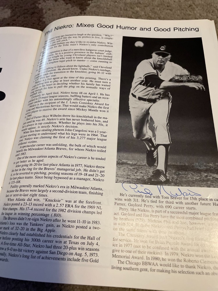 1987 Chicago Diamond Dinner Auto. Program + Associated Auto baseball