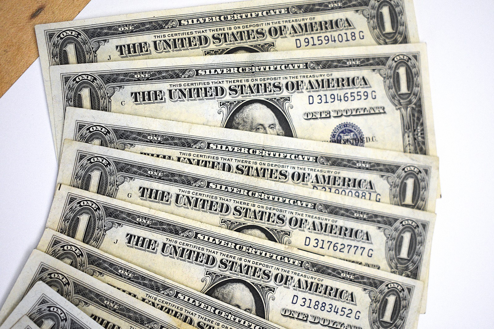 1935 *D* $1 Silver Certificates Block D/G VF-EF Condition Crisp !