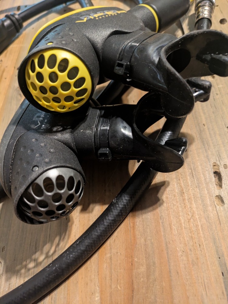 Scuba Diving Dacor Viper Regulators with Gauges UNTESTED