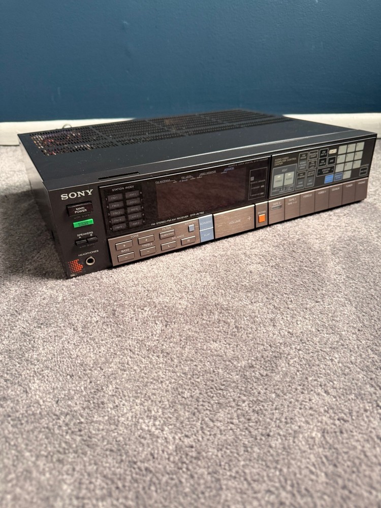 SONY STR-AV760 - - Stereo Receiver  -CD/Tape/Phono - NO REMOTE