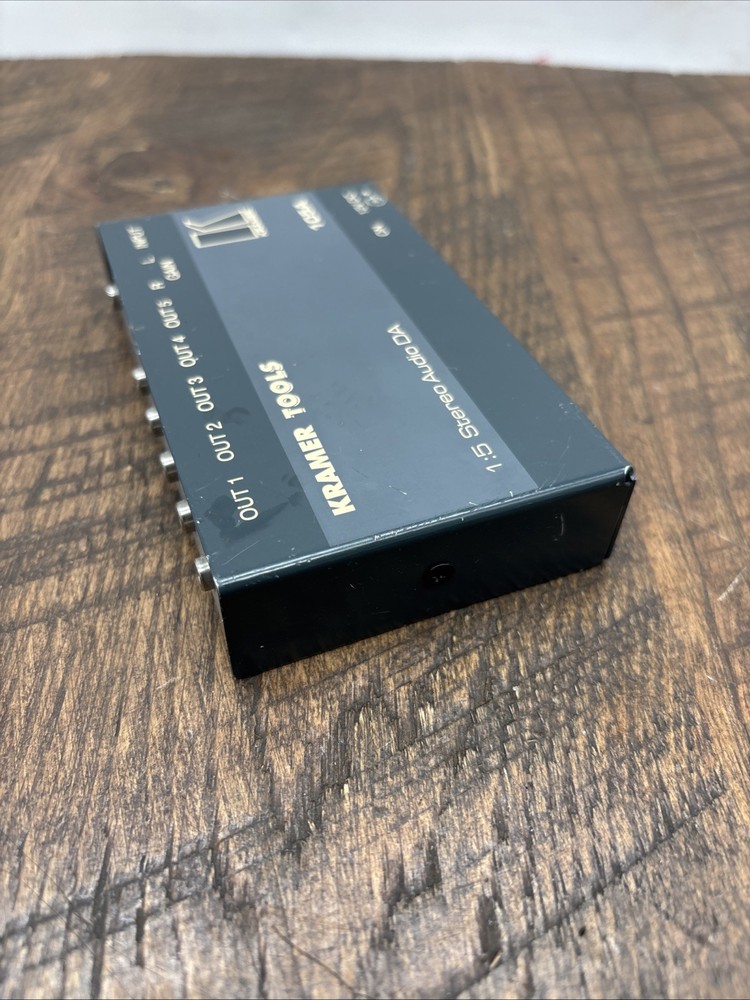 Kramer 105A 1x5 Stereo Distribution Amplifier