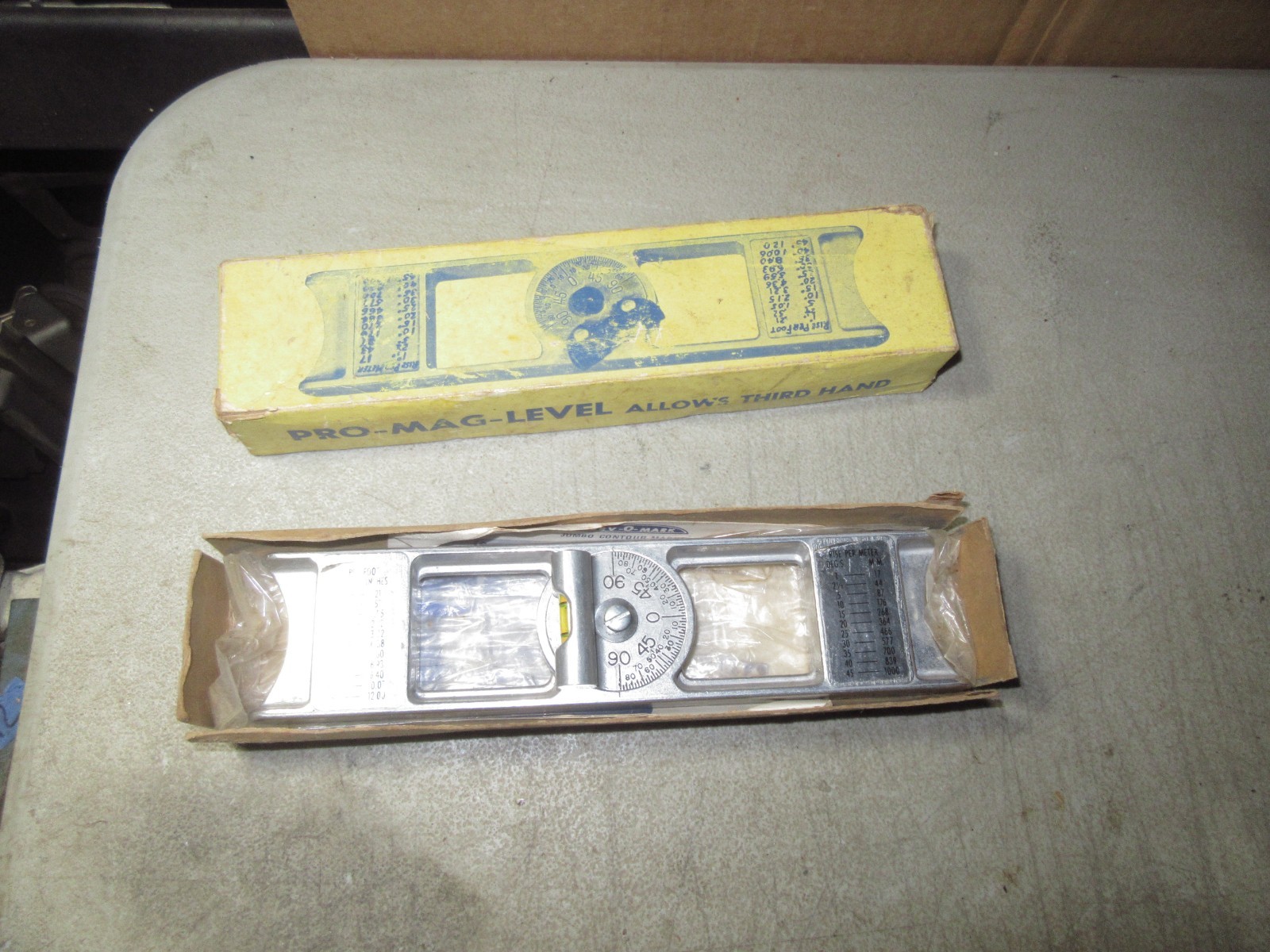 Vintage Pro-Mag- Level CURV-O-MARK Magnetic Inclinometer w/box barely used look