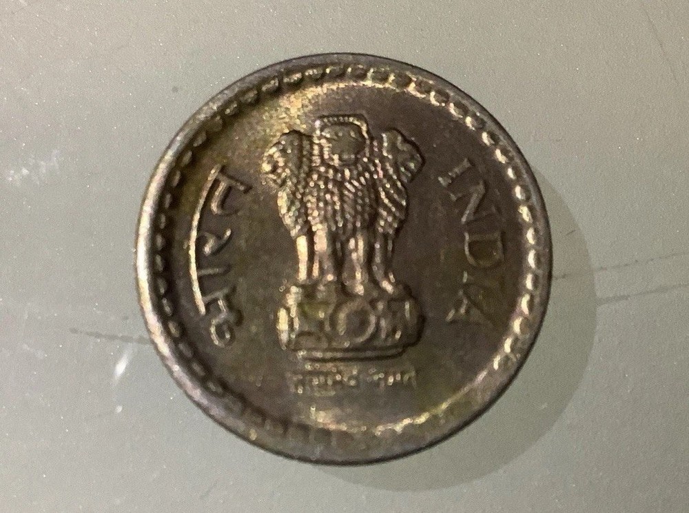 India 5 Rupees 2001 Circulated
