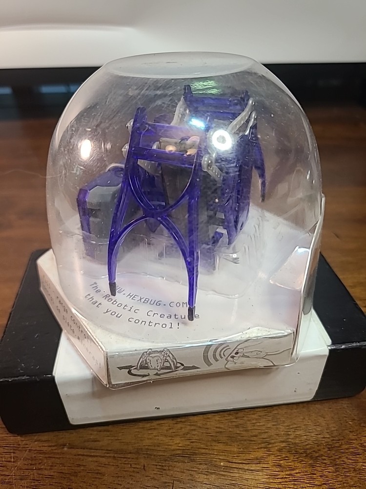 HexBug Micro Robotic Creature NEW In Original Packaging. READ.