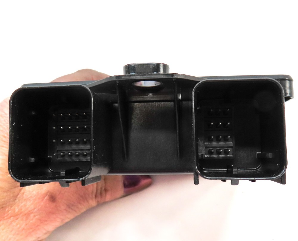 10 PORSCHE CAYENNE 957 FRONT RIGHT PASSENGER SEAT OCCUPANCY WEIGHT SENSOR MODULE