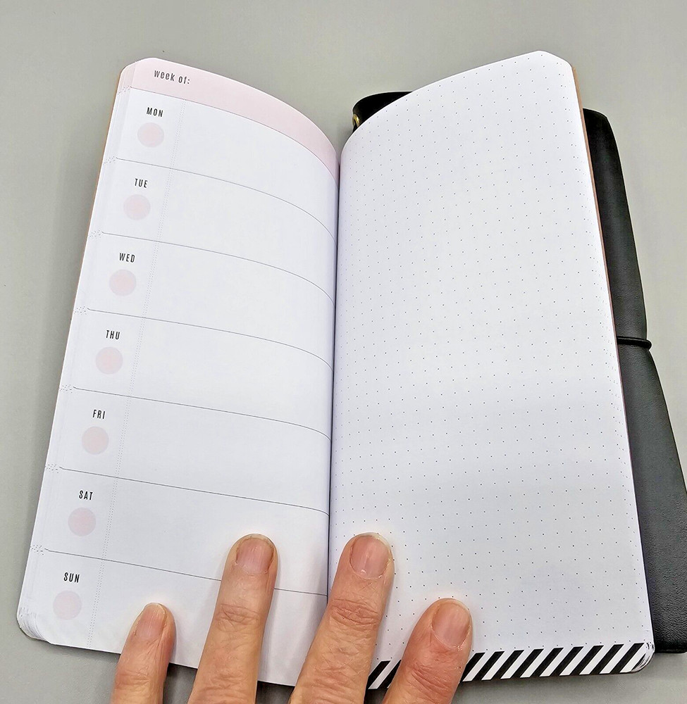 Heidi Swapp Memory Planner Bold Brave Beautiful Black with Additional Planner