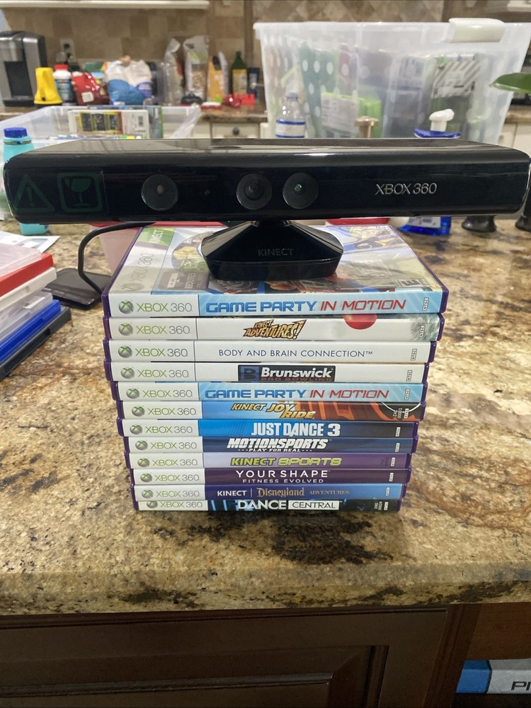 Microsoft Xbox 360 - Kinect Motion Sensor Bundle Lot 12 Games