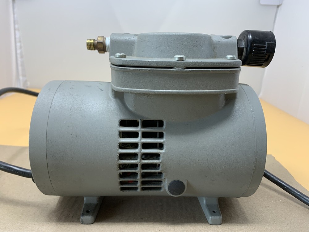 Thomas 917CA18D Motor 608810A Vacuum Pump