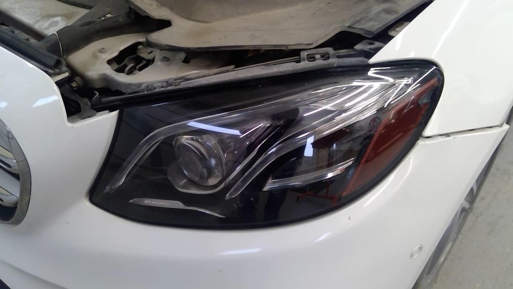 E300 2017 Battery Tray 1897855