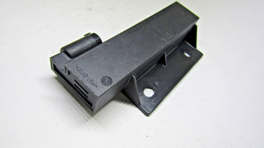 KEYLESS ENTRY PASSIVE ANTENNA MODULE RECEIVER Mopar 68068148AA