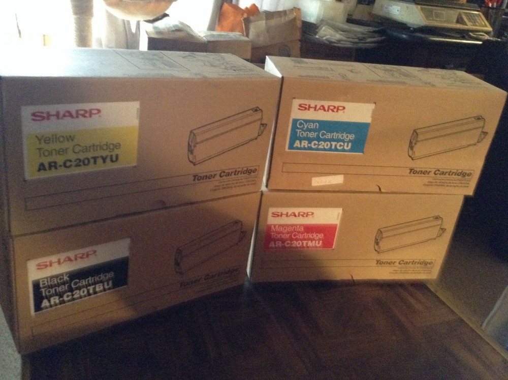 Sharp toner cartridge set