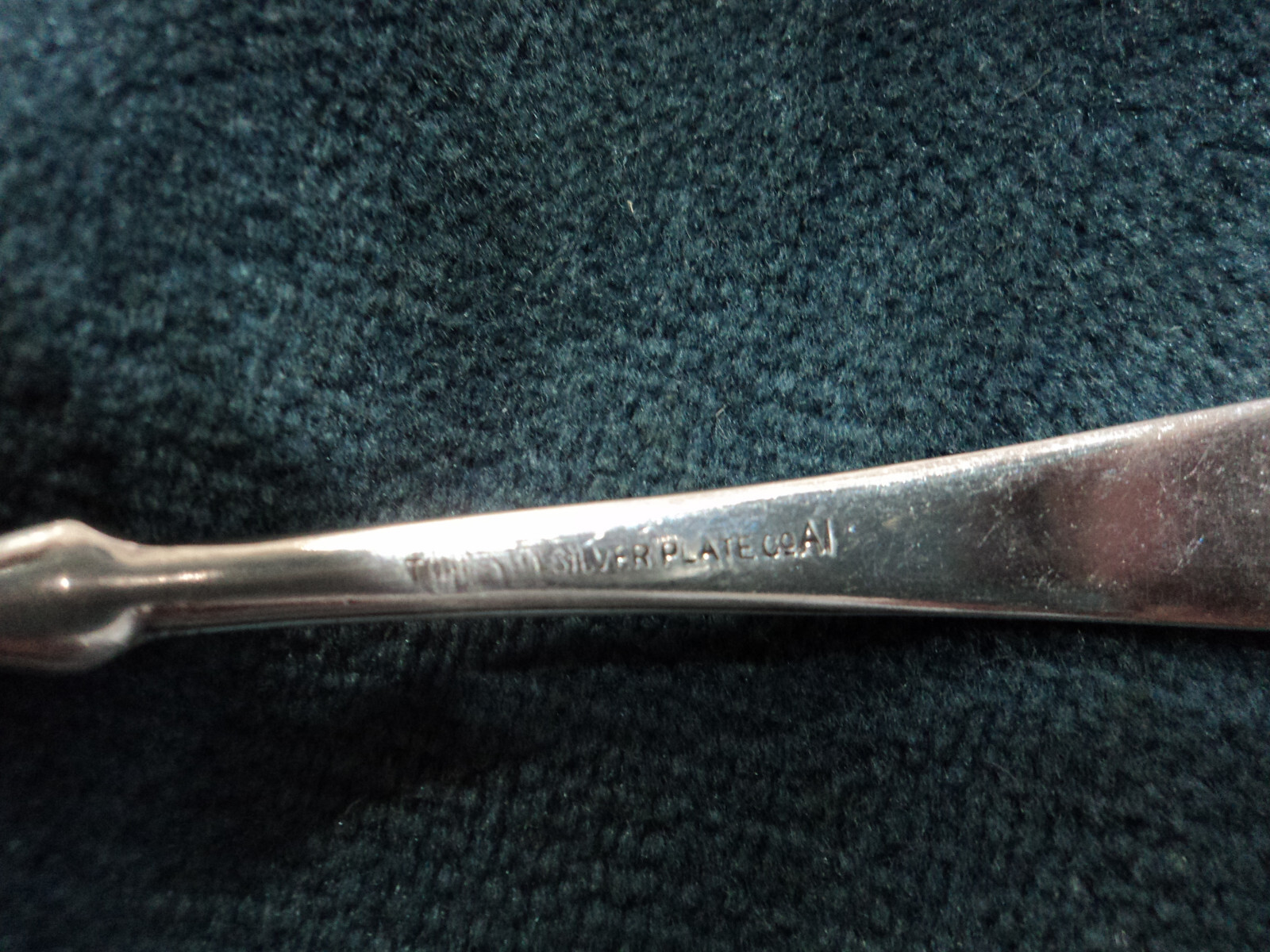 Silverplate Flatware Lot of 12 Nut Picks Towle Shell ii Victorian 1889