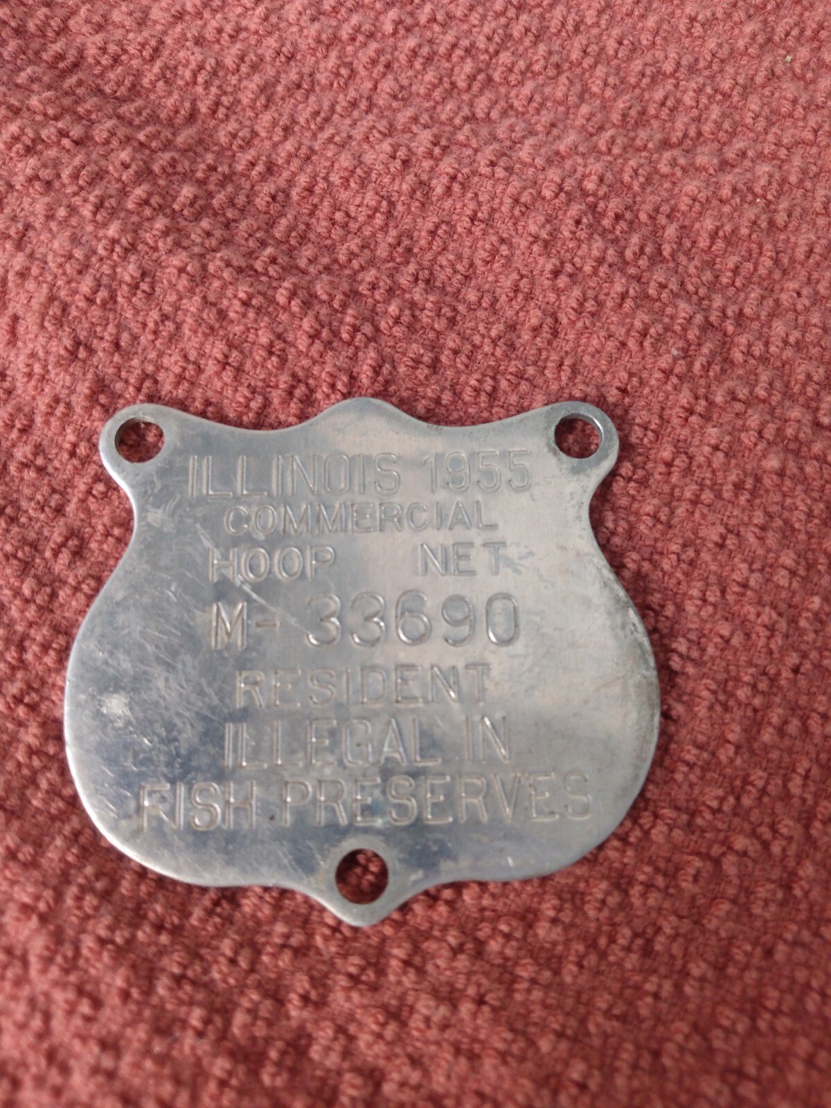 1955 illinois Conservation Commercial Hoop Net Fishing License Tag badge
