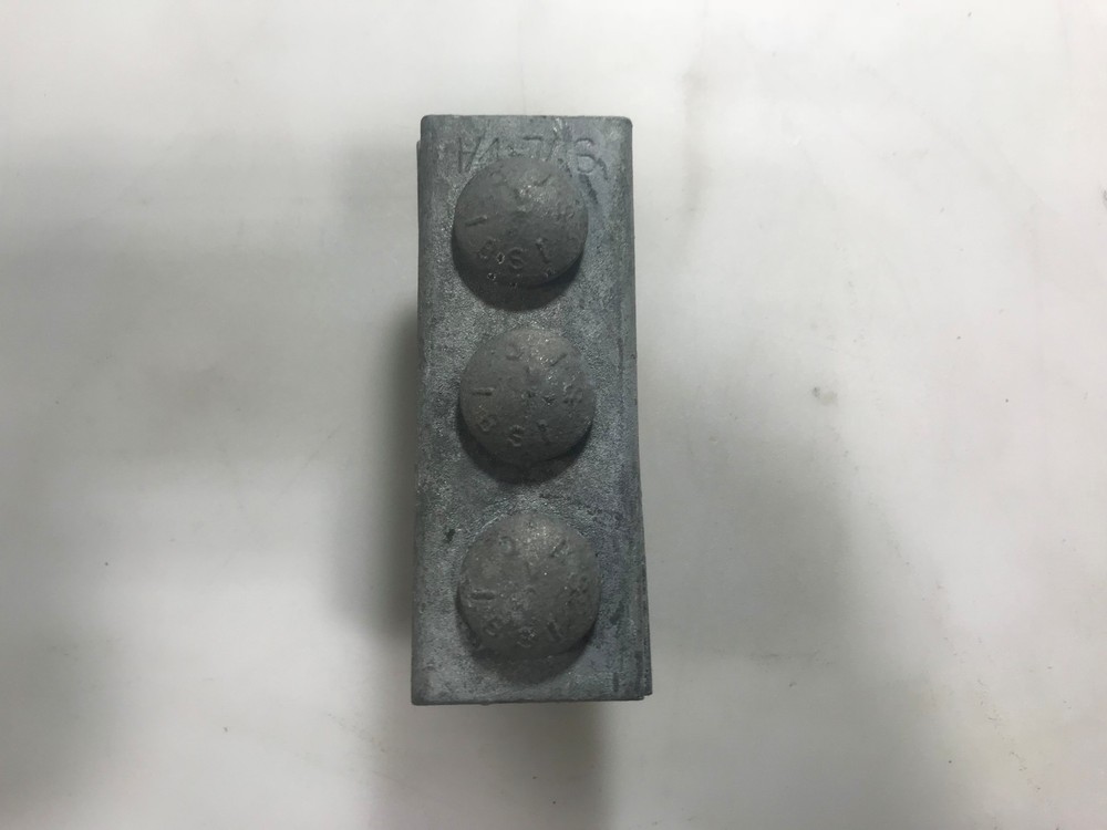 Joslyn J929(4" 3 bolt) Bolt