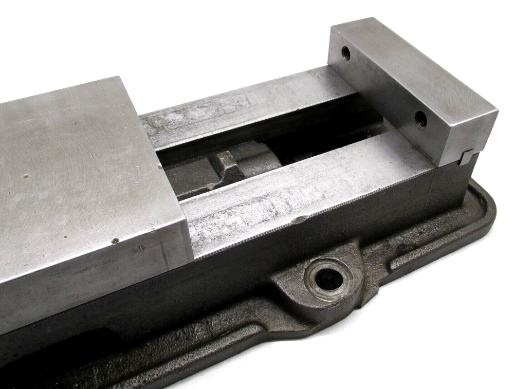 KURT ANGLOCK 6" MILLING MACHINE VISE - #D60