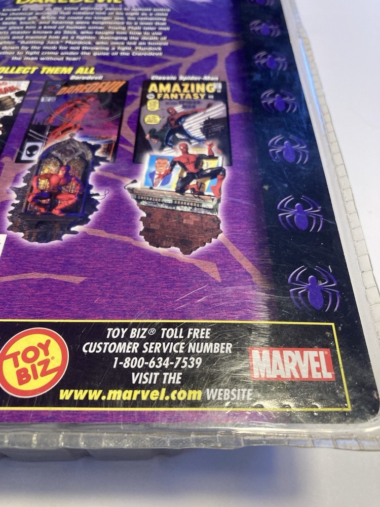 Marvel Series II Daredevil 6'' And 32 Page Comic Book