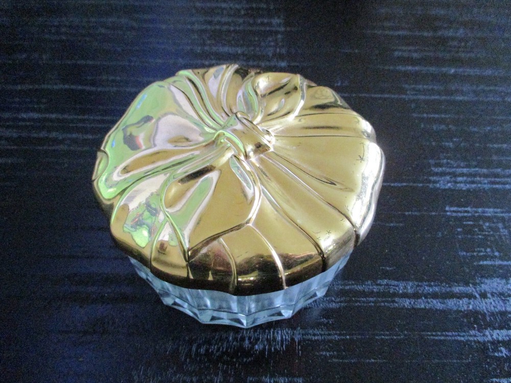 Vintage Godinger "Enchantment" Glass Powder Box Never Used